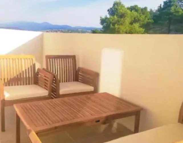 Overlooking The Hills Of Ljubovic Park Apartamento *