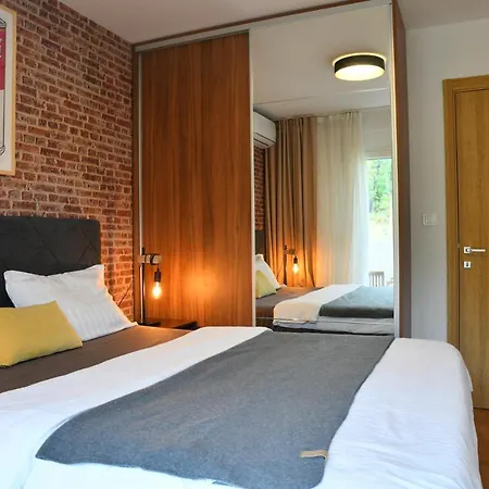 Apartament Overlooking The Hills Of Ljubovic Park