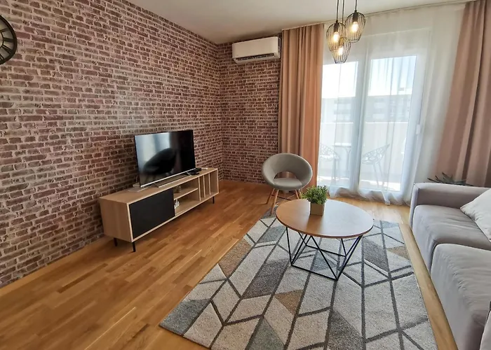 Appartement Overlooking The Hills Of Ljubovic Park Podgorica