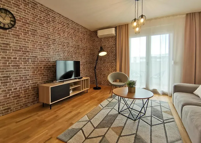 Overlooking The Hills Of Ljubovic Park Appartement *